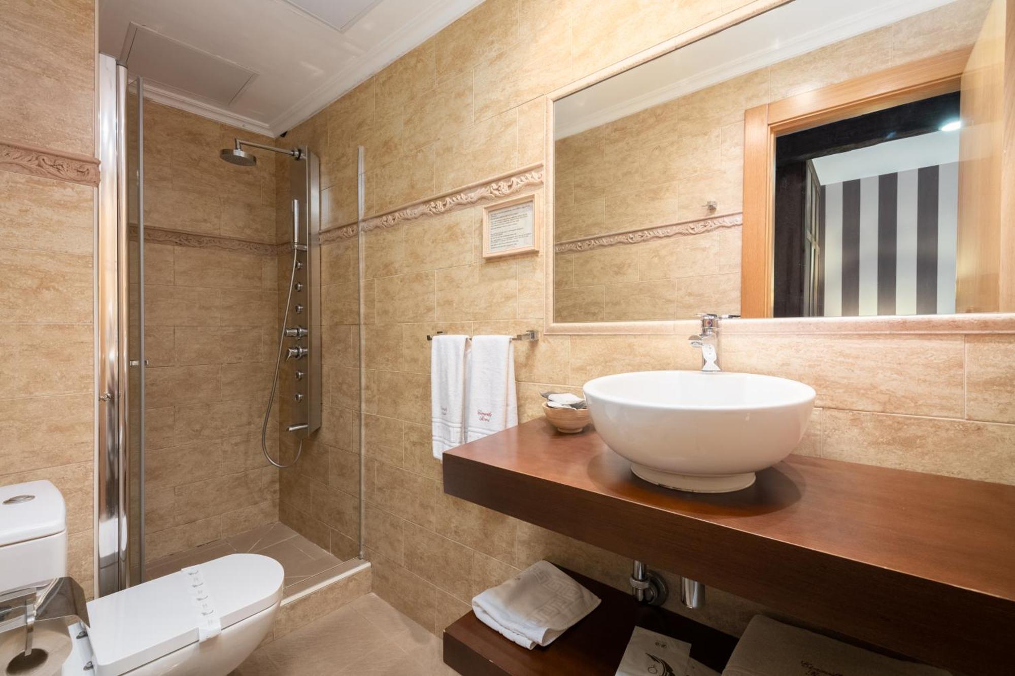 Cimavilla Rooms Gijon Exterior photo