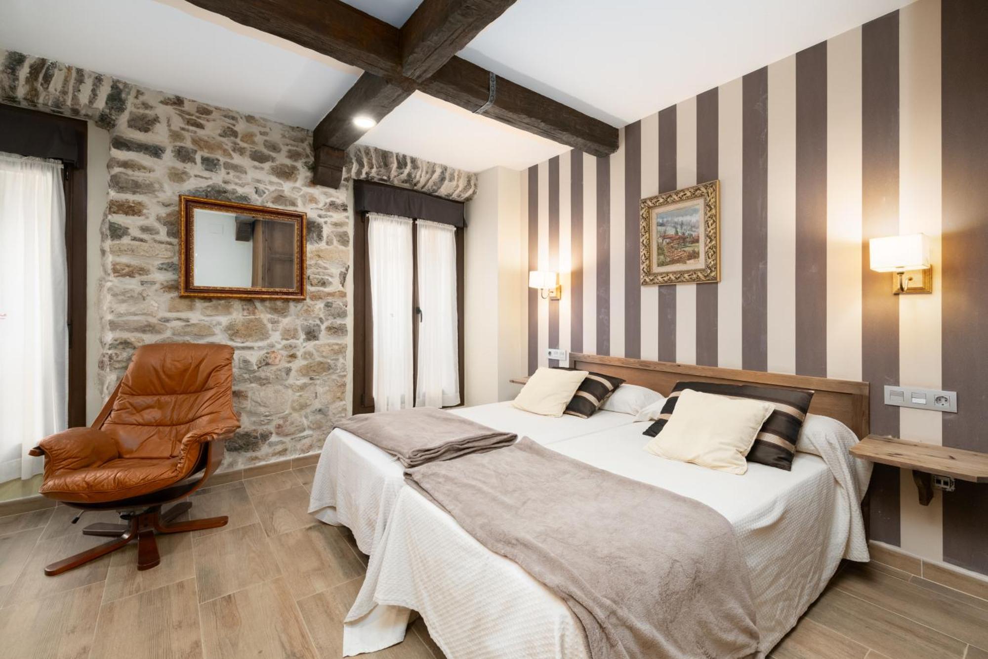 Cimavilla Rooms Gijon Exterior photo