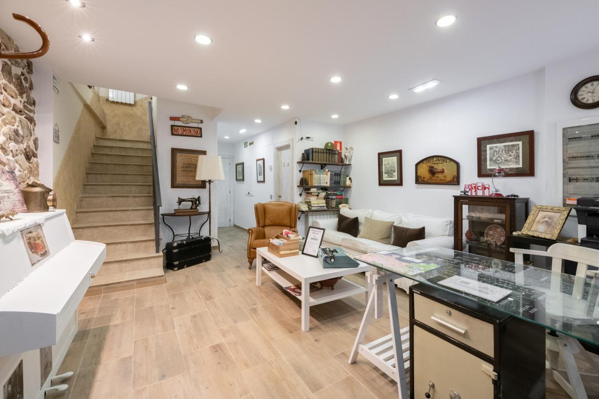 Cimavilla Rooms Gijon Exterior photo